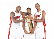 开云在线直播-广厦队硬仗取胜勇士，布克成为关键先生