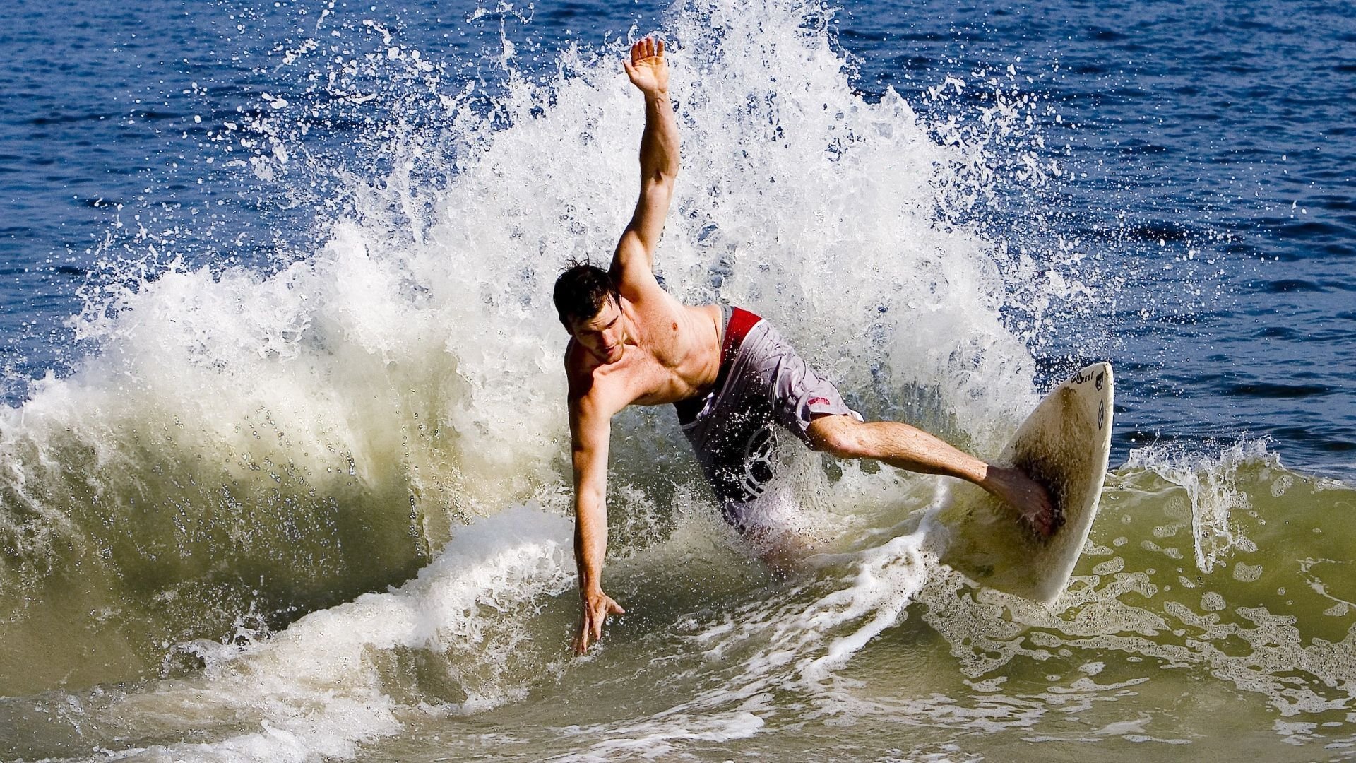 卢卡库一锤定音！马里1-0力克巴拉圭，完美发挥诠释核心价值