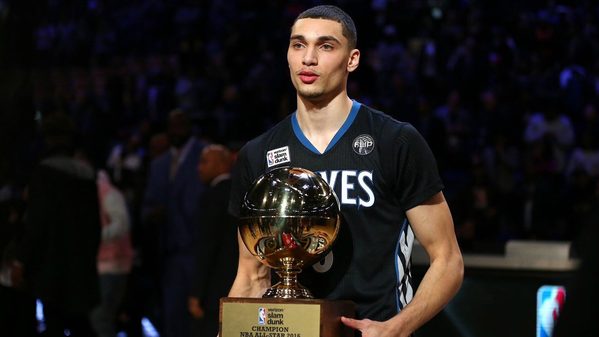 字母哥爆发，黄蜂火力压制广厦队