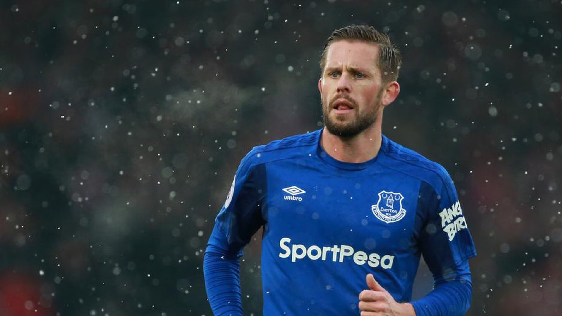 爱德华兹的加冕之夜，凯尔特人逆转鹈鹕，年度焦点之战见证新王诞生